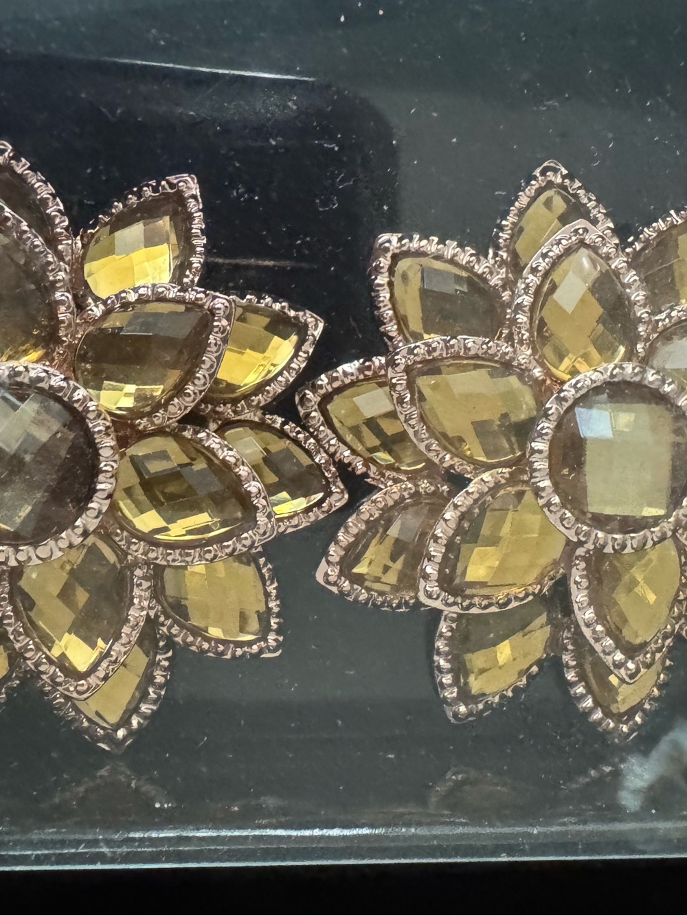 2 sets of Nicole Fantini Gold Floral Napkin Rings (Set of 4) NWT - Picture 4 of 7